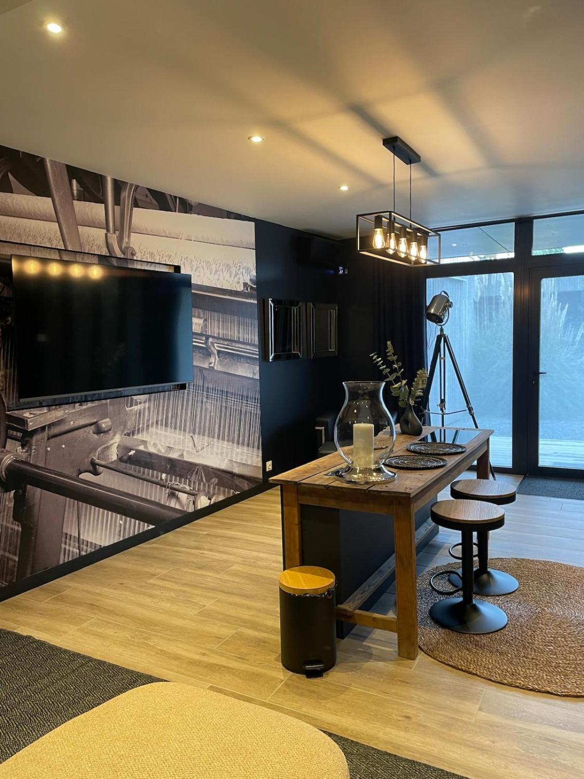 Loft & Dentelle *